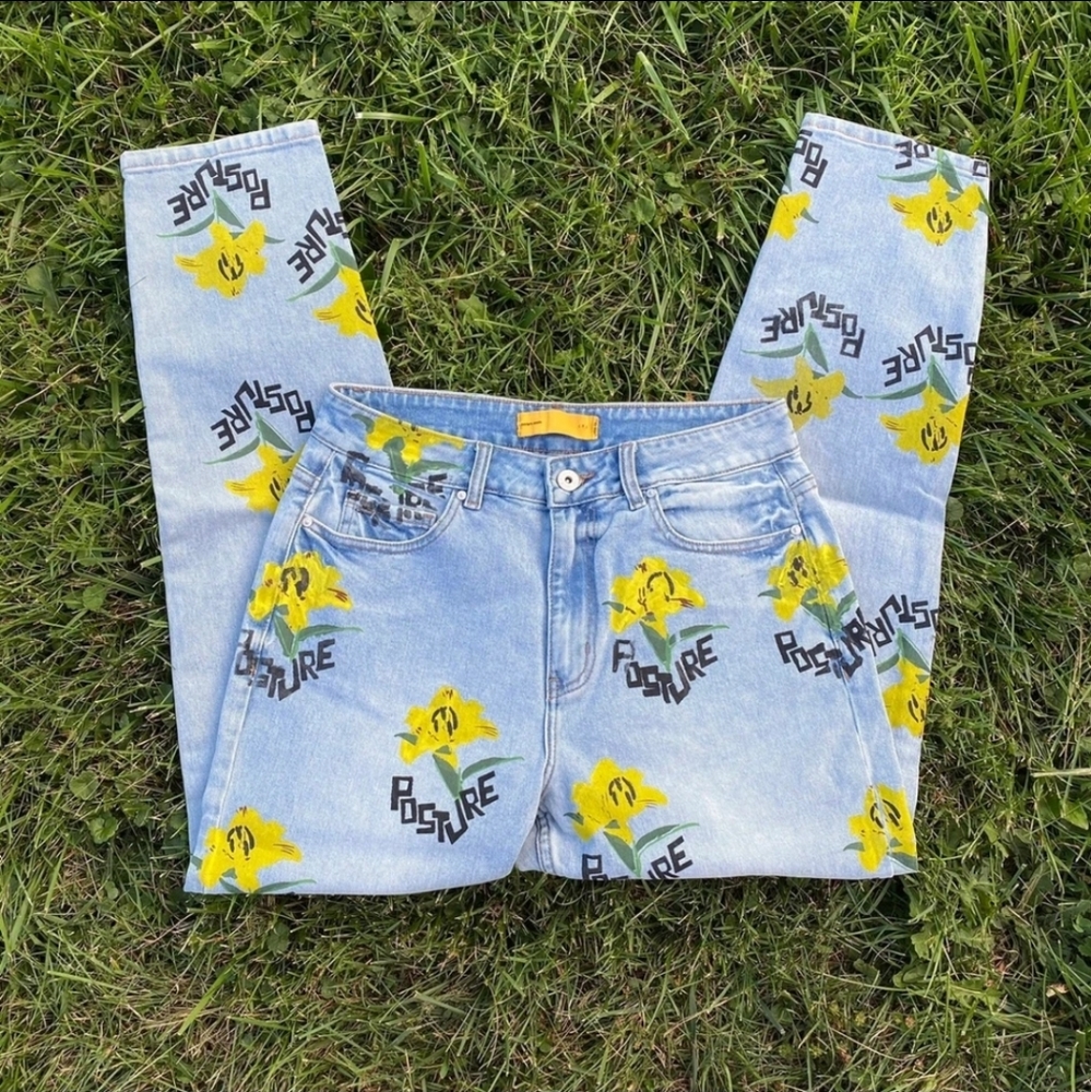 Posture Floral Print Light Wash Denim Jeans